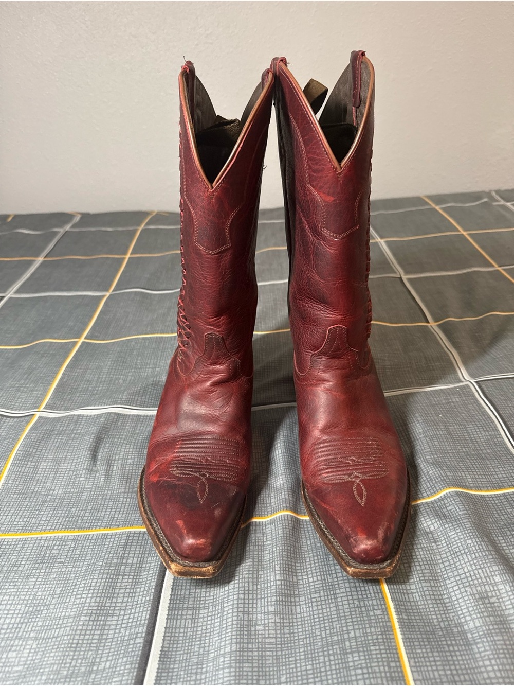👠Shyanne Woman’s Deep Red Cowboy Boots Made Well. Size 8 - Picture 3 of 10